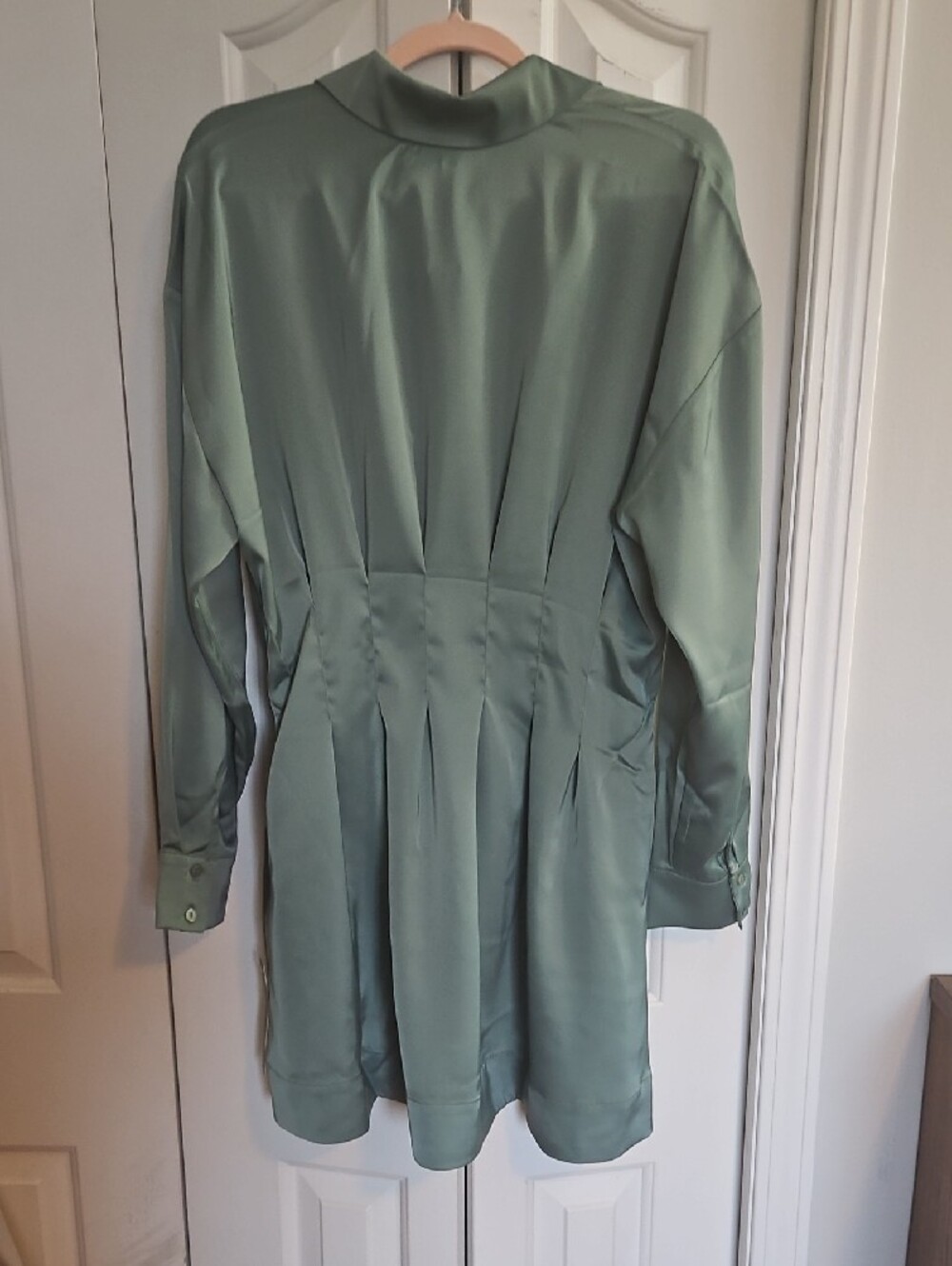 Tobie Long Sleeve Satin Mini Shirt Dress From Anthropologie 🌸 Size M - Picture 5 of 11